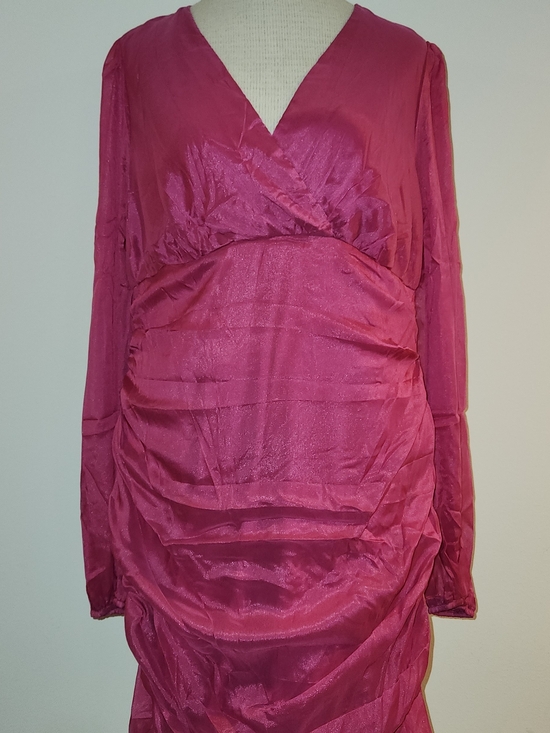 ANDREE BY UNIT Dresses & Skirts - ANDREE BY UNIT Fuchsia Satin Dress